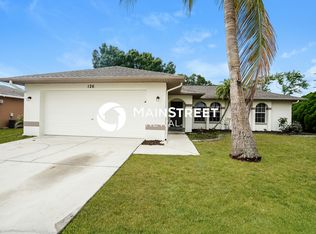 126 SE 7th St, Cape Coral, FL 33990
