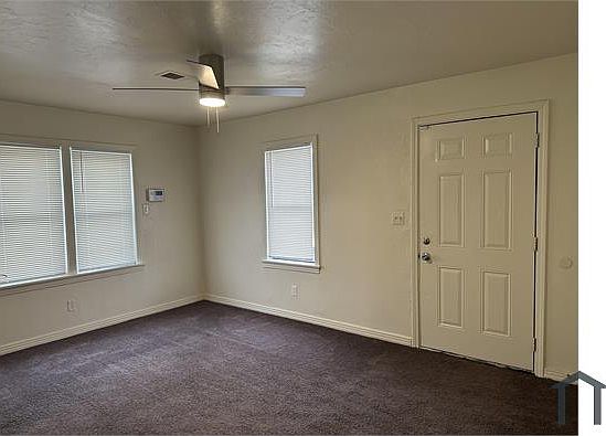 4th image of 3701 S Villa Ave