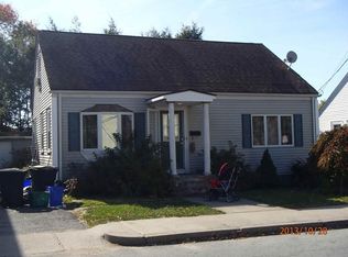 117 Crescent Ave, Cranston, RI 02910