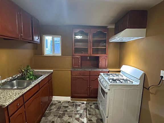 3rd image of 3336 Pepper Ave #2