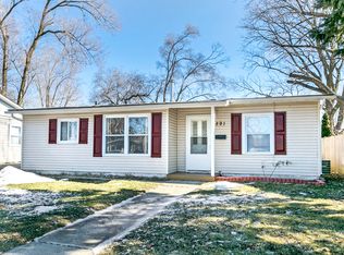 891 Foran Ln, Aurora, IL 60506