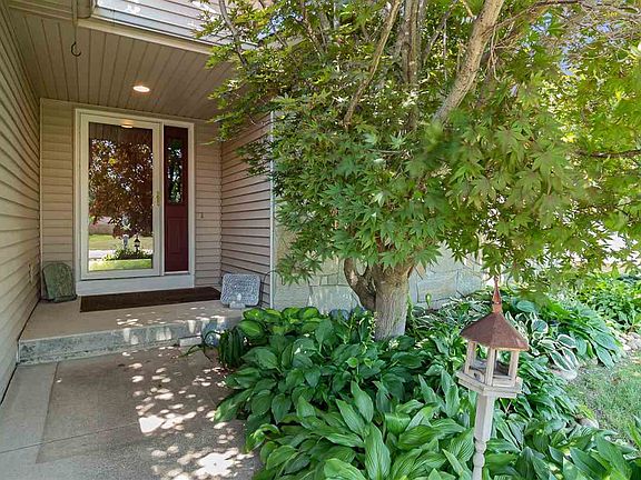 2nd image of 11166 Thornberry Dr