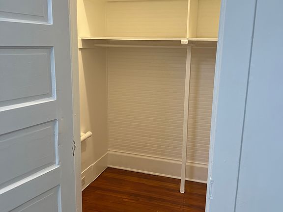 5th image of 2247 Thomas Jefferson Pkwy Unit A