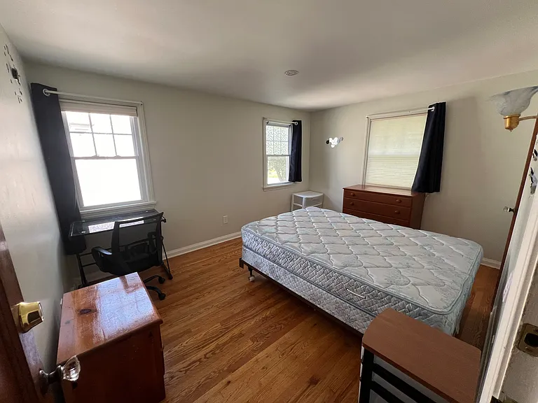 44 Lattimore Rd — Photo 9