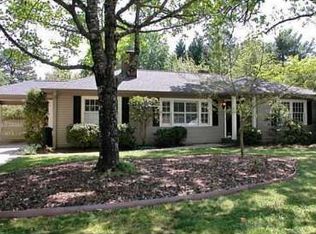 1066 Lanier Ave, Gainesville, GA 30501