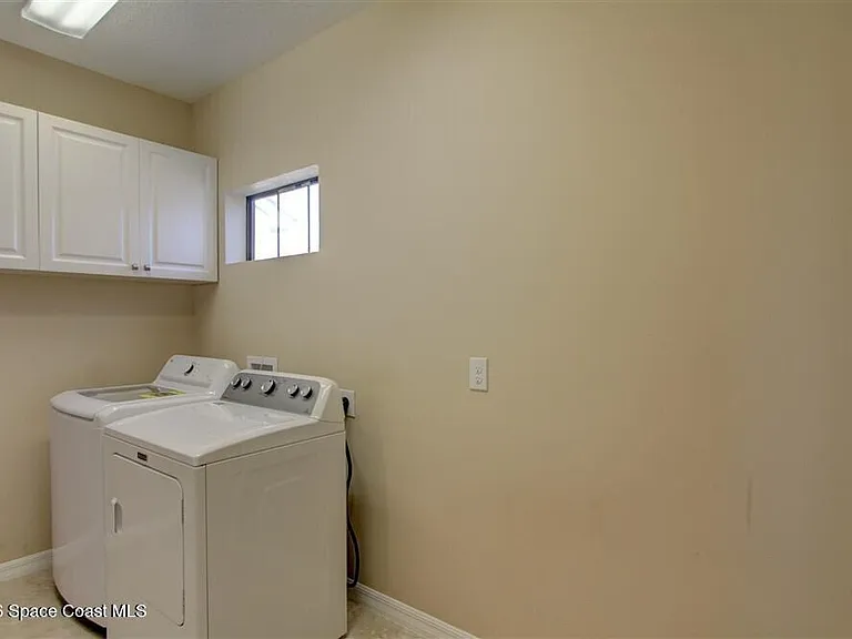 8810 Napolo Dr — Photo 38