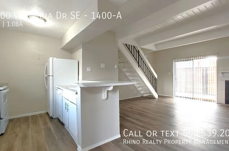 1400 Valencia Dr SE #A — Photo 2