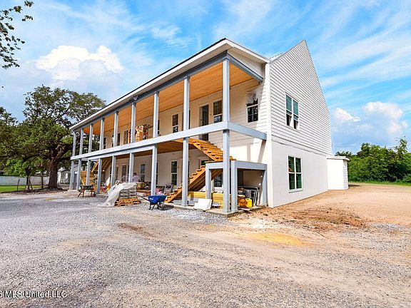 3rd image of 507 Main St #5