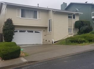 844 Prairie Creek Dr, Pacifica, CA 94044