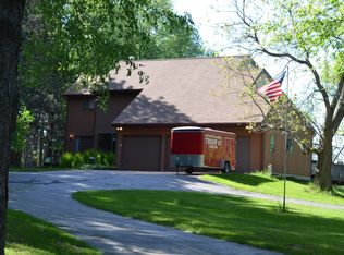 7150 Howe Rd, Bath, MI 48808