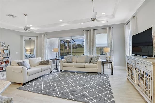 1st image of 10344 Materita Dr
