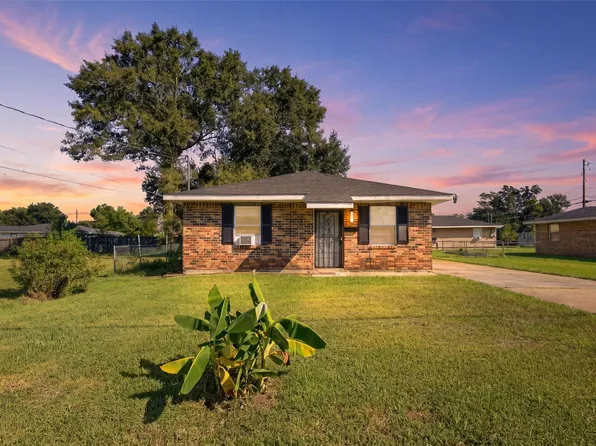2347 Hagan St, Lake Charles, LA 70601