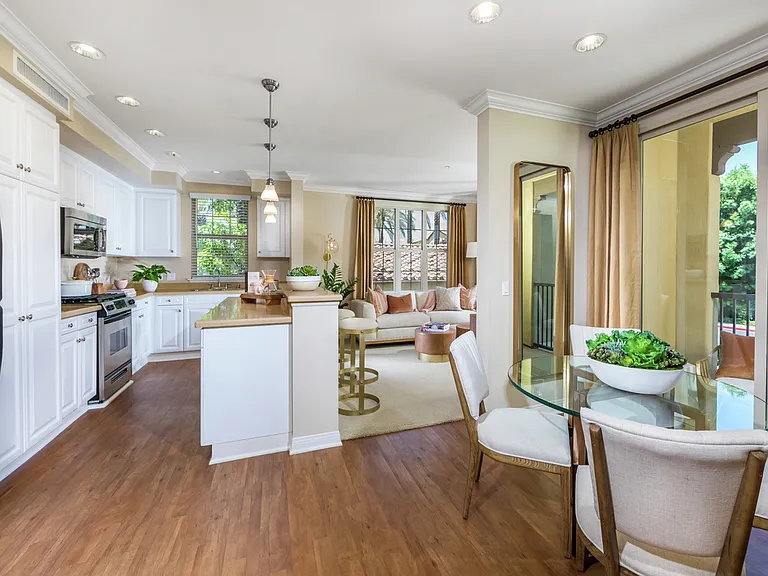 Orchard Hills Apartment Homes — Photo 1