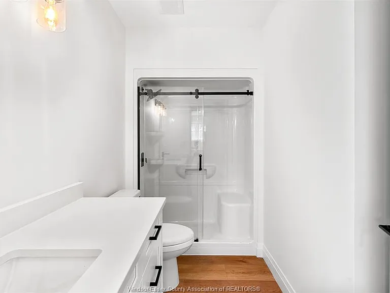 121 Allison Ave — Photo 29