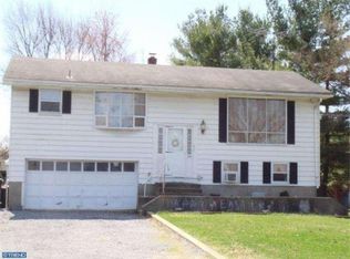 124 Main St, Blandon, PA 19510