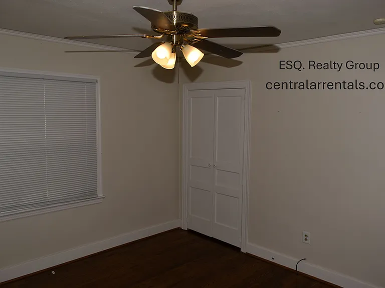 1120 N Taylor St — Photo 16