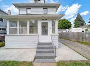 1904 Leroy St, Jackson, MI 49202