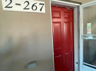 267 Mackie Pl #2, Kitchener, ON N2K 1N1