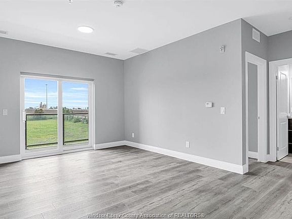 5th image of 4785 Walker Rd #108