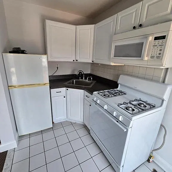 218 Ripka St #3 — Photo 7