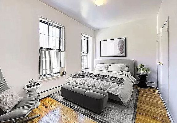 3rd image of 478 W 159th St #2D