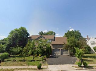 15202 Wetherburn Dr, Centreville, VA 20120