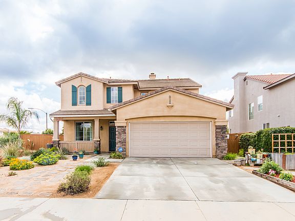 4th image of 37669 Sprucewood Ln