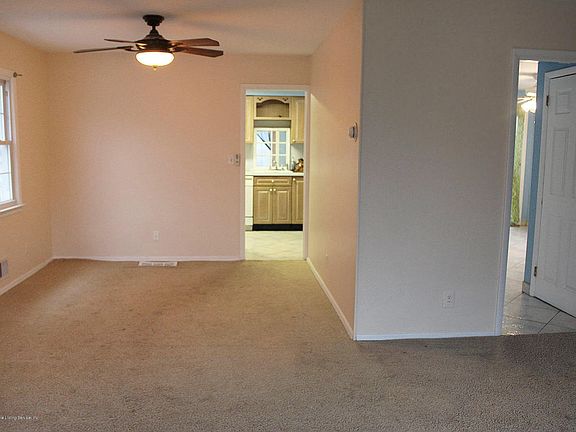 5th image of 216 Wieland Ave