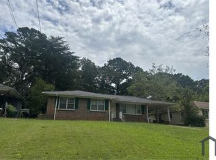 1177 Dogwood Ln, Birmingham, AL 35215