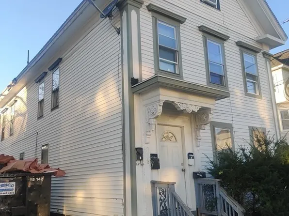 640 Bridge St, Lowell, MA 01850