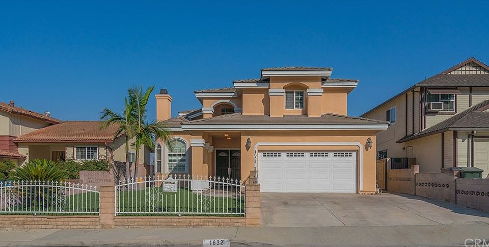 1st image of 1632 Firvale Ave