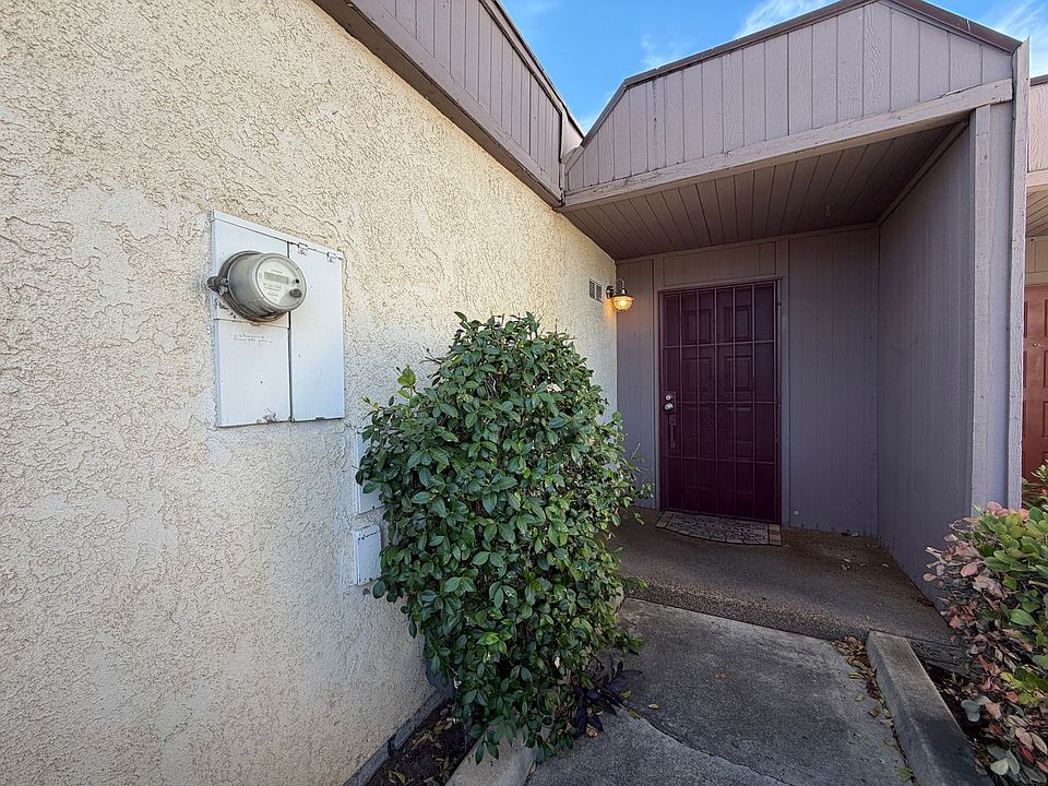 1st image of 43334 32nd St W Unit 23
