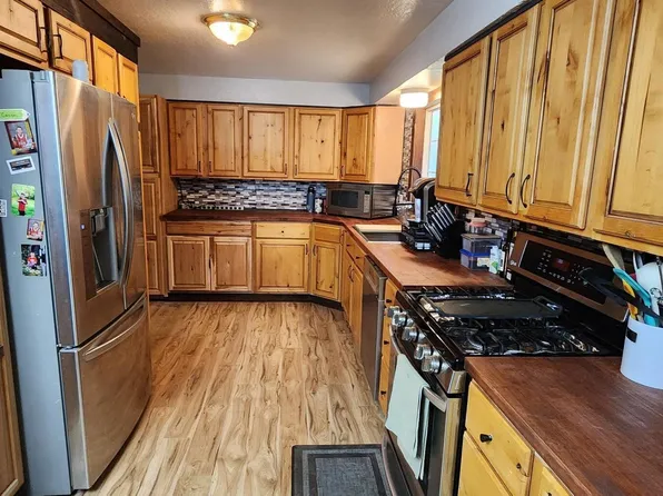 1811 W Jefferson Ave, Saint Maries, ID 83861