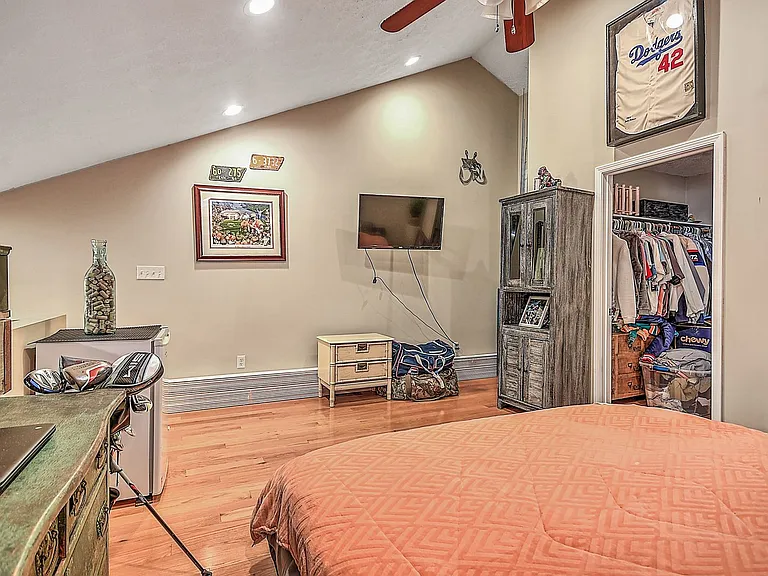 780 Hamilton Rd #F8 — Photo 9