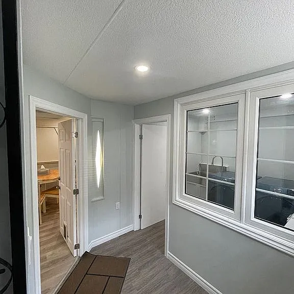 2403 Barclay Rd — Photo 6