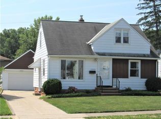 13470 Hathaway Rd, Garfield Heights, OH 44125