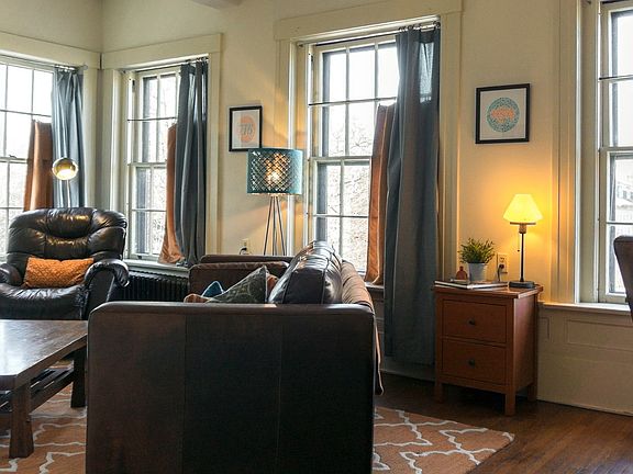 3rd image of 1149 Delaware Ave #259