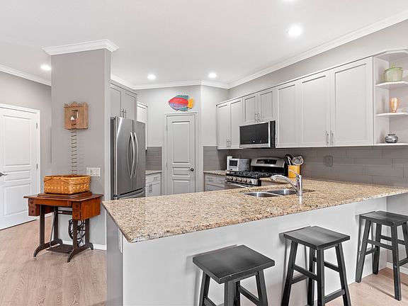 4th image of 247 Sagewood Ct