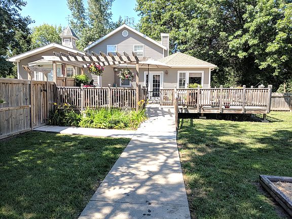 5th image of 1011 A St