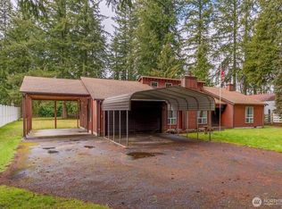 8041 Old Pacific Hwy N, Castle Rock, WA 98611