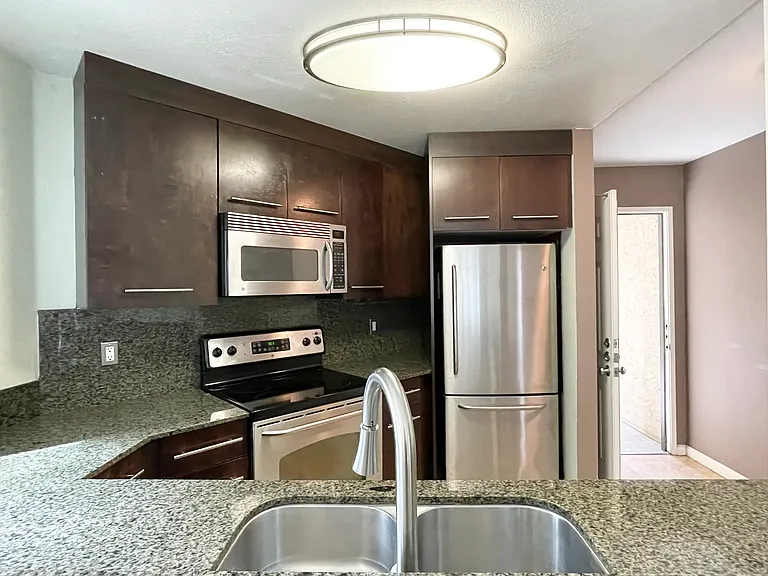 7565 Charmant Dr #405 — Photo 3