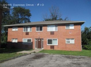 9945 Diamond Dr APT 10, Saint Louis, MO 63137
