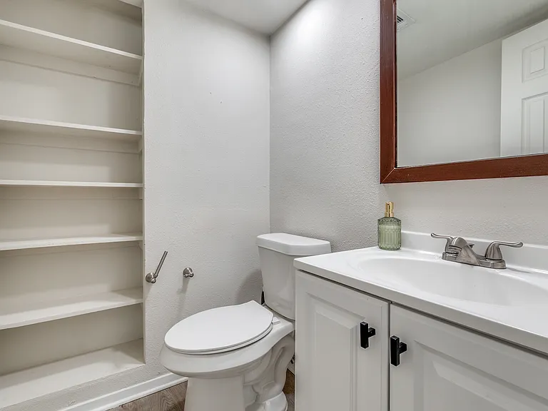 10211 Regal Oaks Dr #120 — Photo 16