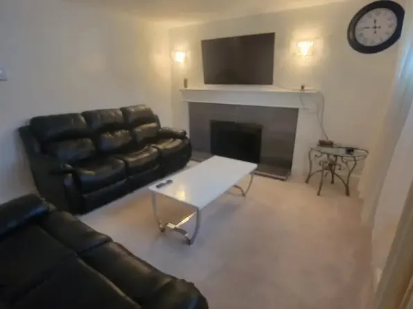 1112 Sprice Ave #18, Coquitlam, BC V3J 2P4