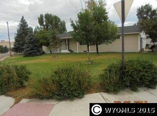 795 Wilkes Dr, Green River, WY 82935