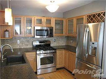 3rd image of 10430 Tiffany Village Ct
