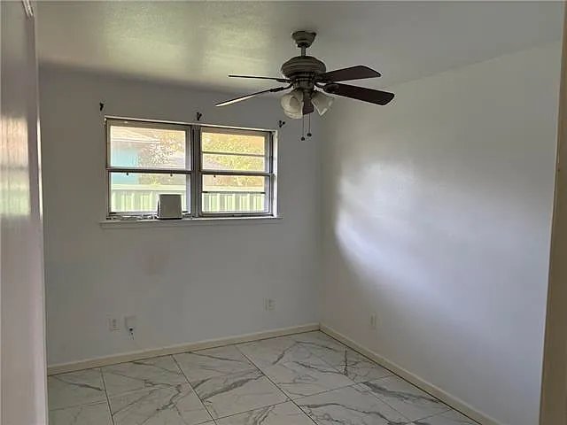1309 Huron Ave — Photo 7