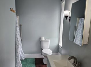 225 Front St #301, Catasauqua, PA 18032