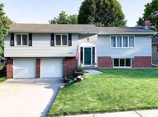 13427 Marinda St, Omaha, NE 68144