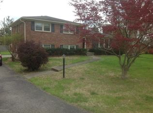 1703 Clearview Dr, Graymoor Devondale, KY 40222